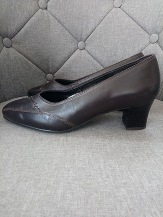 Jenny by Ara Brown Court Heels