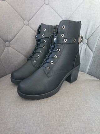 Boohoo Wide Fit Buckle Lace Up Chunky Hiker Boots