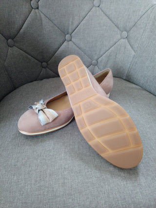 ARA 12-13388 BOW SLIP ON SHOE FOR LADIES IN NUDE