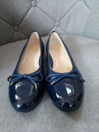 Ara shoes Flat Pumps Navy size Us 7 UK 5