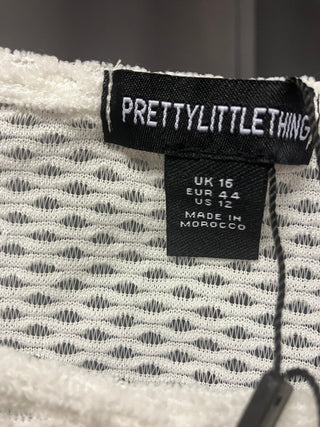 prettylittlething white textured top size 16