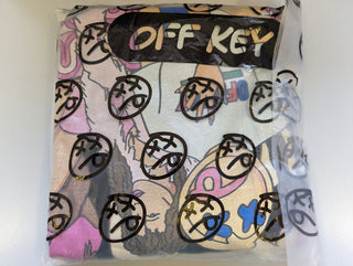 Off Key Graphic Printed T-Shirt - Black L