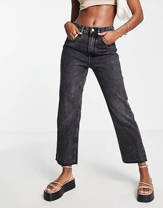 Stradivarius Petite cropped denim jean in washed black 18