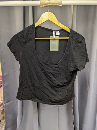 H&M Scoop Neck T Shirt Black XL