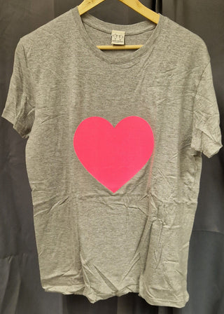 Little Master T-Shirt - Grey With Red Heart- M