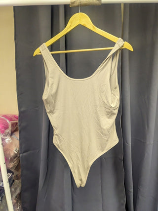 TALA Rib Scoop Back Bodysuit XL Sand